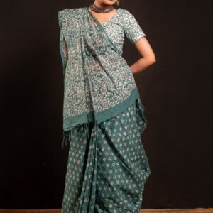 ন্যাচারাল ডাই কটন শাড়ি